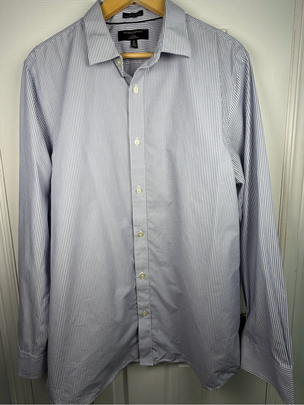 Banana Republic Men's XL Slim Fit Pinstripe Dress Shirt Blue White Cotton Preppy